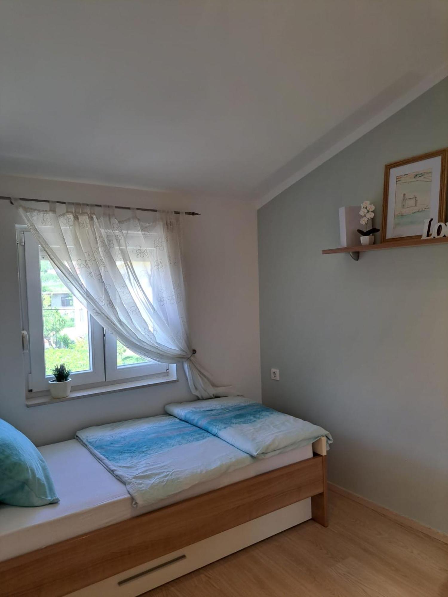 Apartman Lucia Posedarje Esterno foto